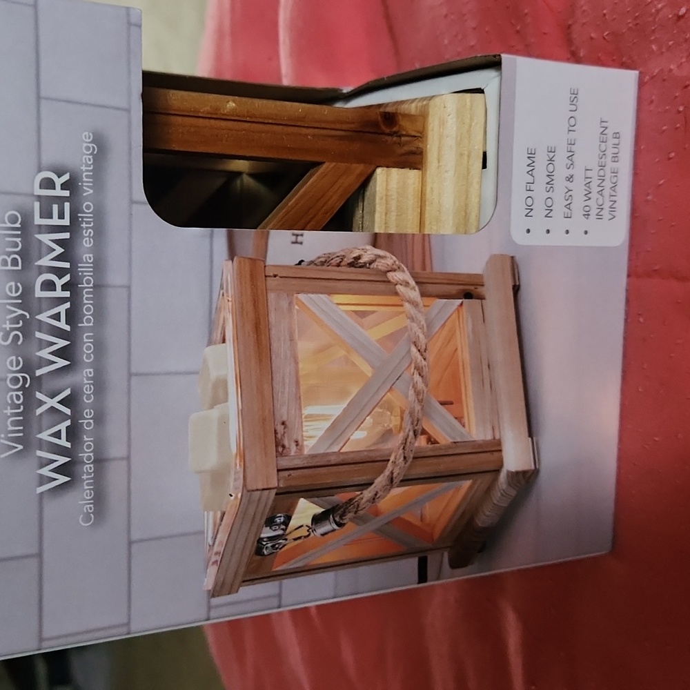 BNIB Vintage Style bulb wax Farmhouse warmer